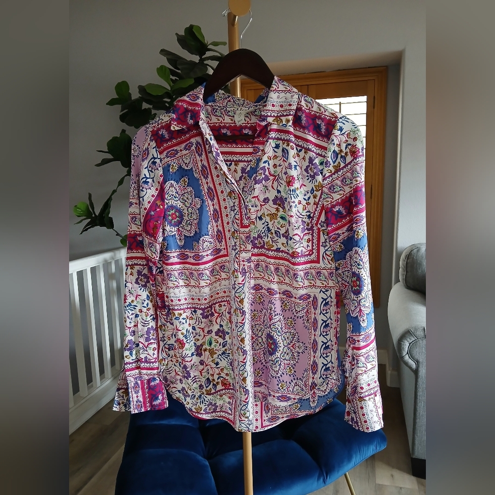 JOIE Colorful Floral Blouse. Size XS/ TP